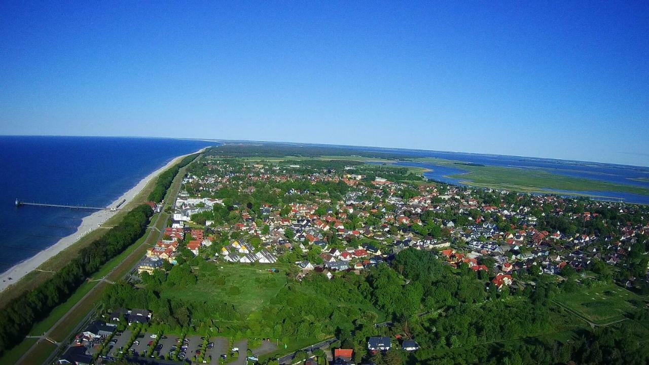 Haus Nadine Apartment Zingst Exterior photo